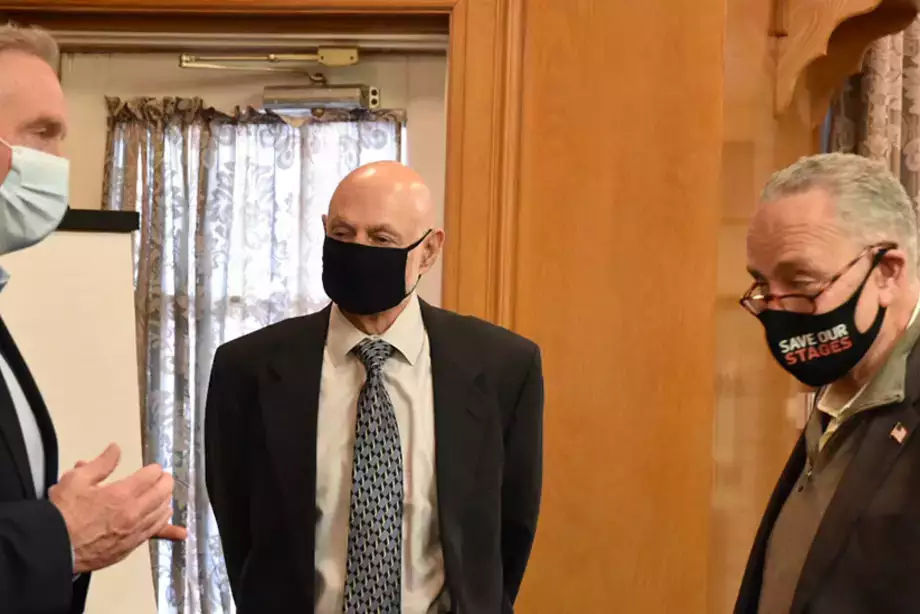 Sen. Charles Schumer meets with college and local officials