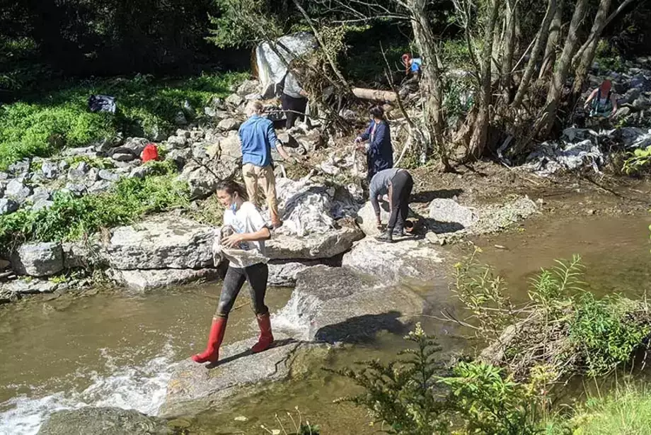 Calhoun Creek Cleanup