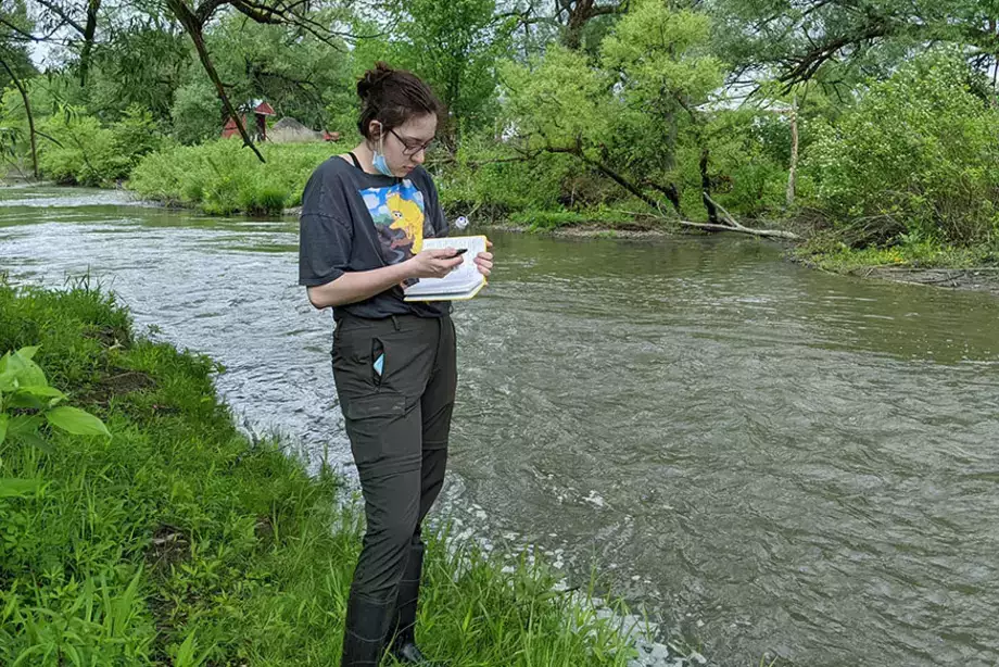 Geology major working on internship at the Biological Field Station