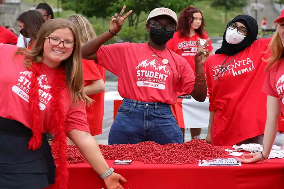 Students celebrate at Red Day