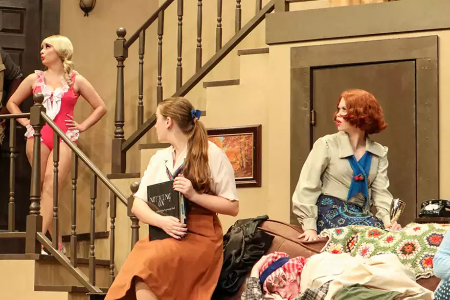 Production of Noises Off 2021