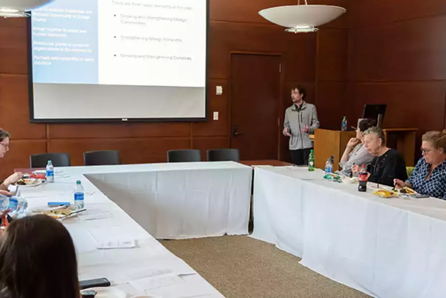 Community-Based Internships Benefit Students, Partners