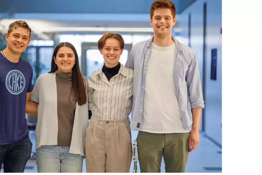 physics alumni