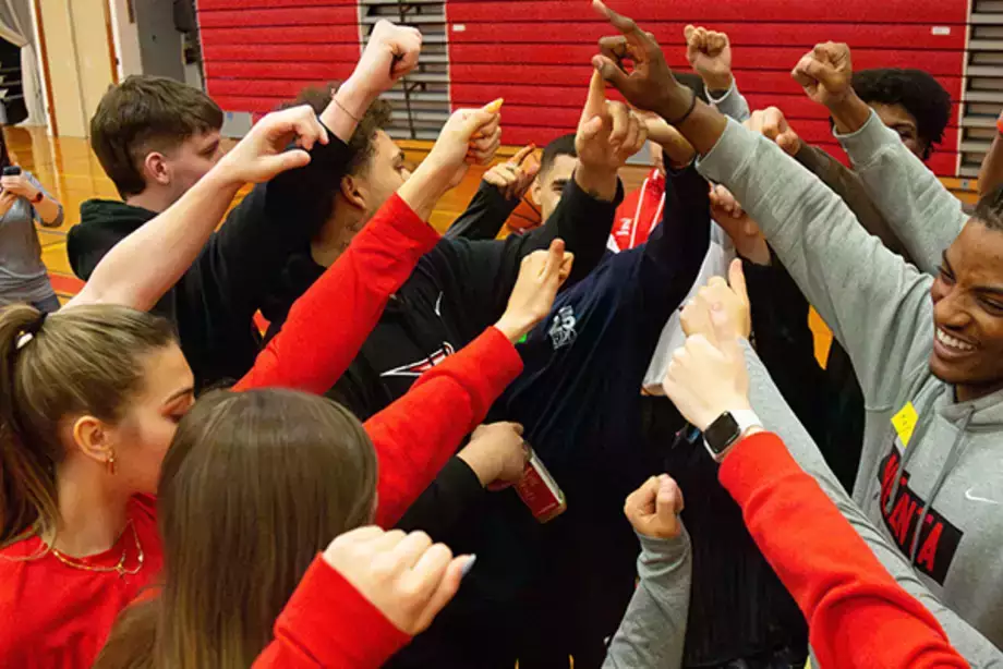 Students Volunteer at Spring EDD Adaptive Sports