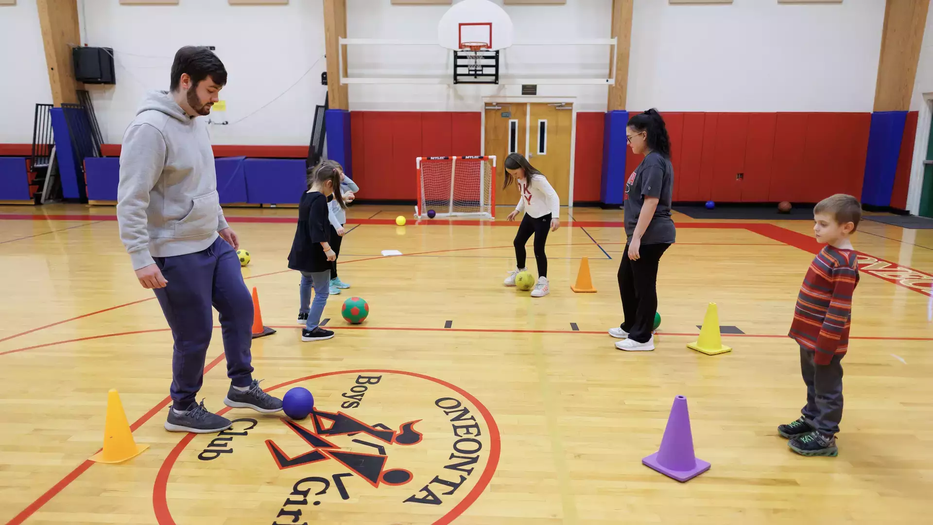 Exercise Science students take part in an exercise workshop with the Little Red Dragons Program